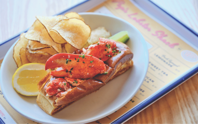 lobster roll with chips