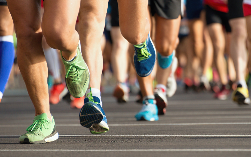 People running