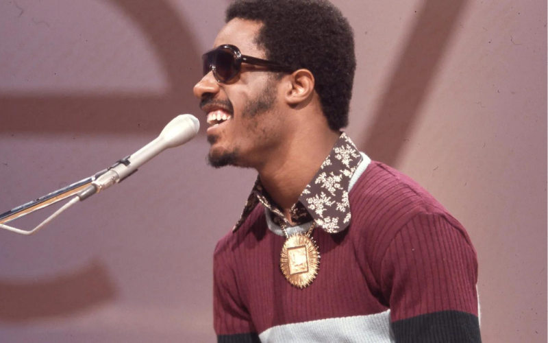 Stevie Wonder singing